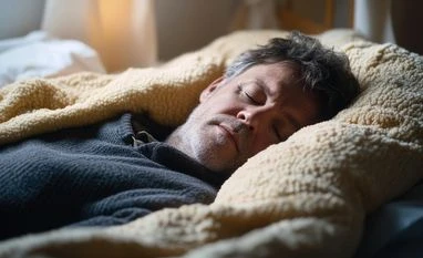 bedroom temperature heart health, sleeping bedroom temperature heart health, sleeping