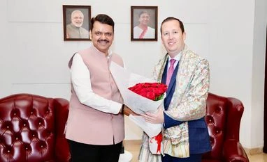 Fadnavis, Sergio Gor Fadnavis, Sergio Gor