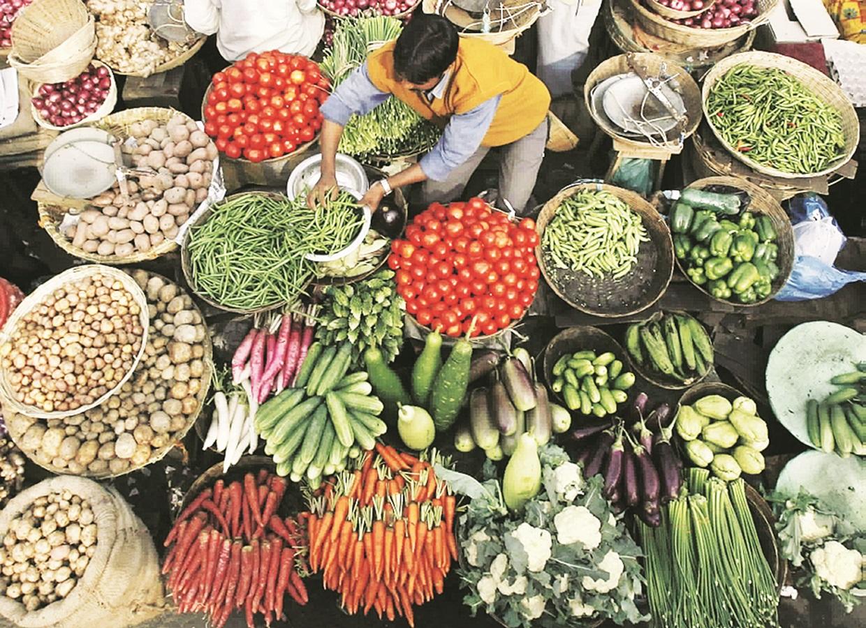 RBI sees FY27 inflation at 4.6% as Iran war adds fresh upside risks ...