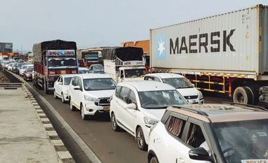 Mumbai-Pune expressway, Mumbai traffic, traffic Mumbai-Pune expressway, Mumbai traffic, traffic