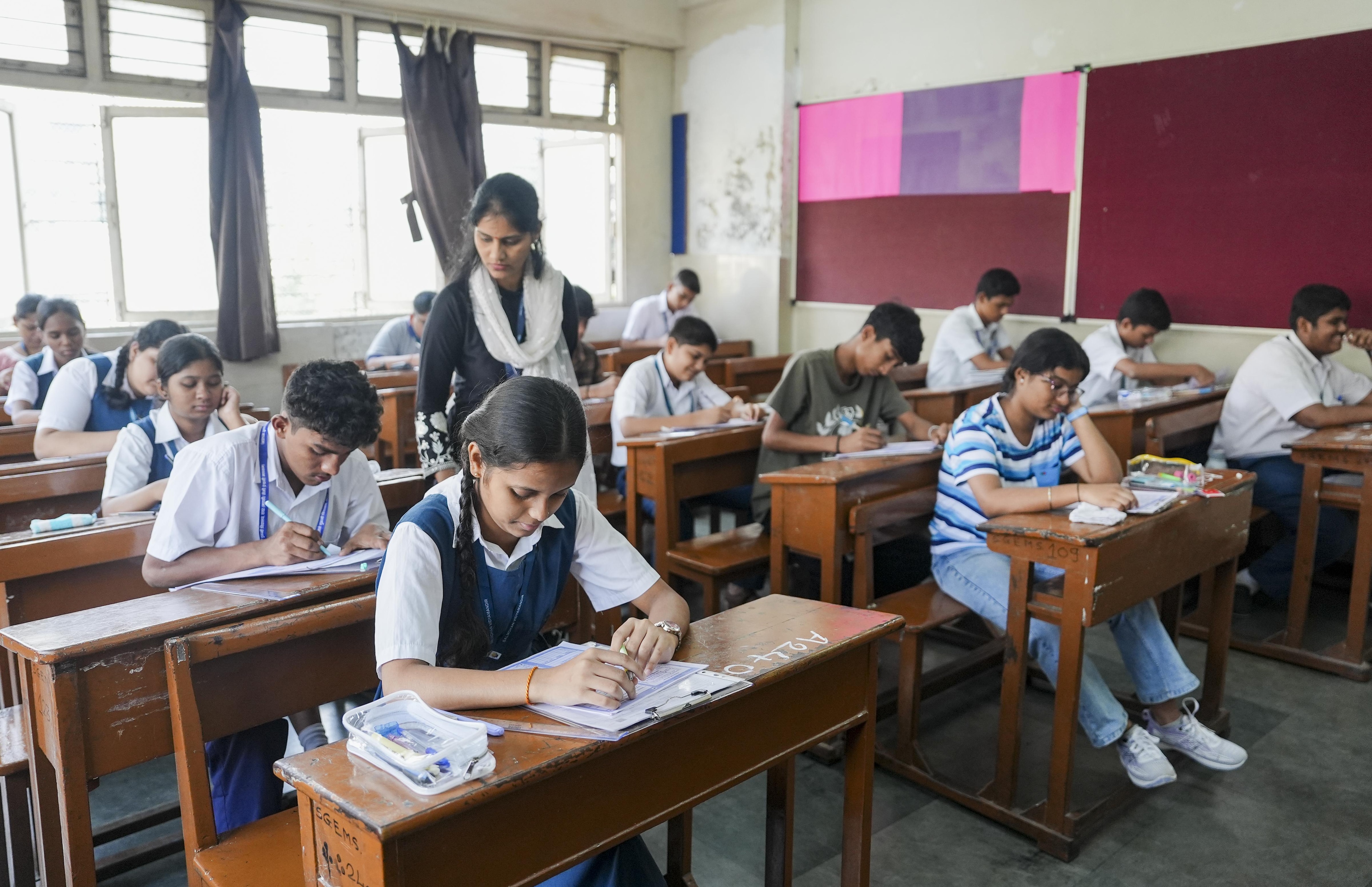 Delhi govt schools to hold Class 10, 12 admission test for second round