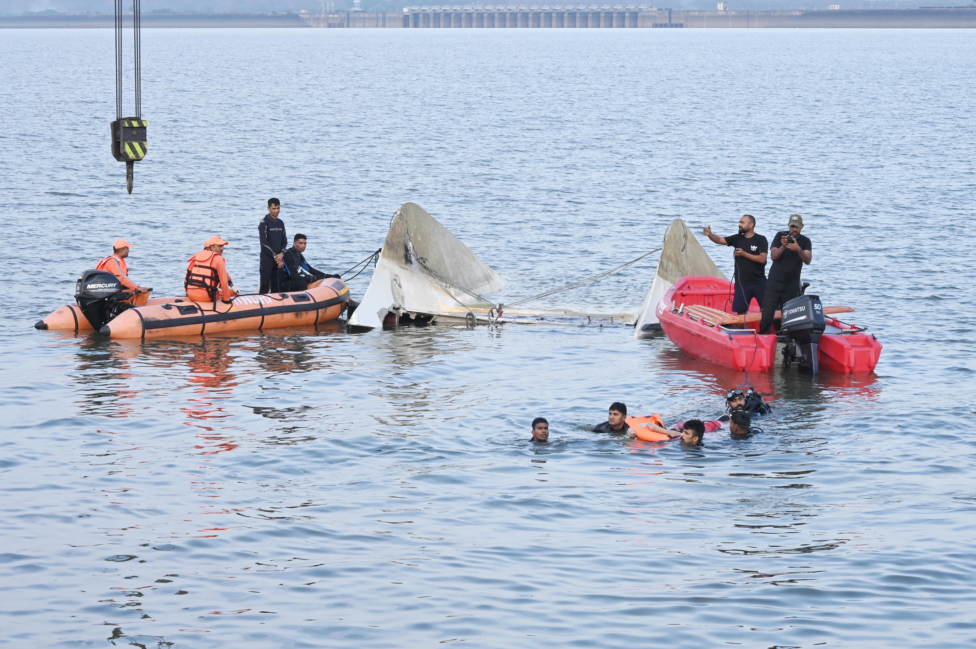MP Cruise Boat Tragedy: Death Toll Rises to 11; 2 Tourists Missing