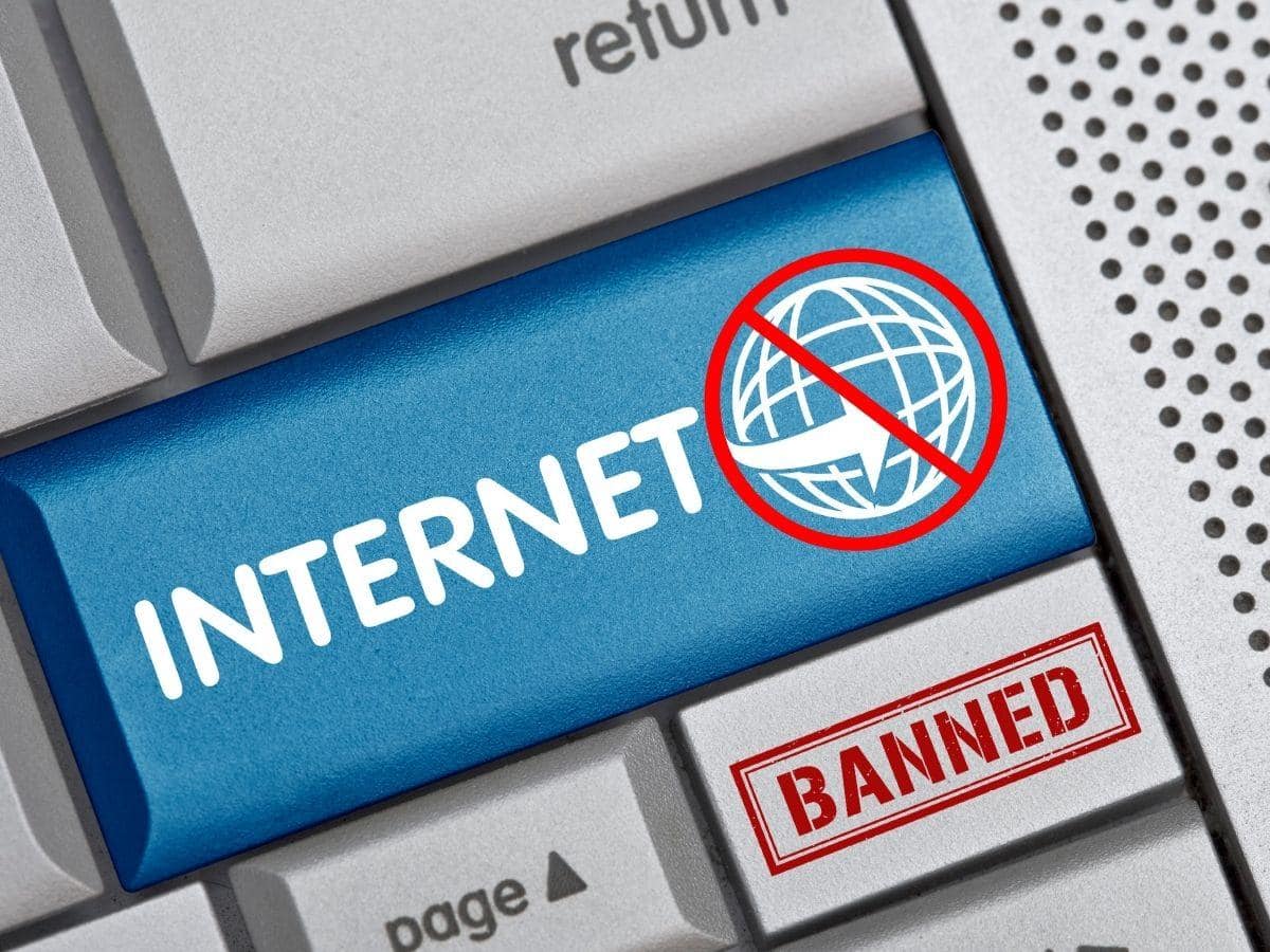 Government orders 24-hour mobile internet shutdown within 4 km of Jantar Mantar, New Delhi