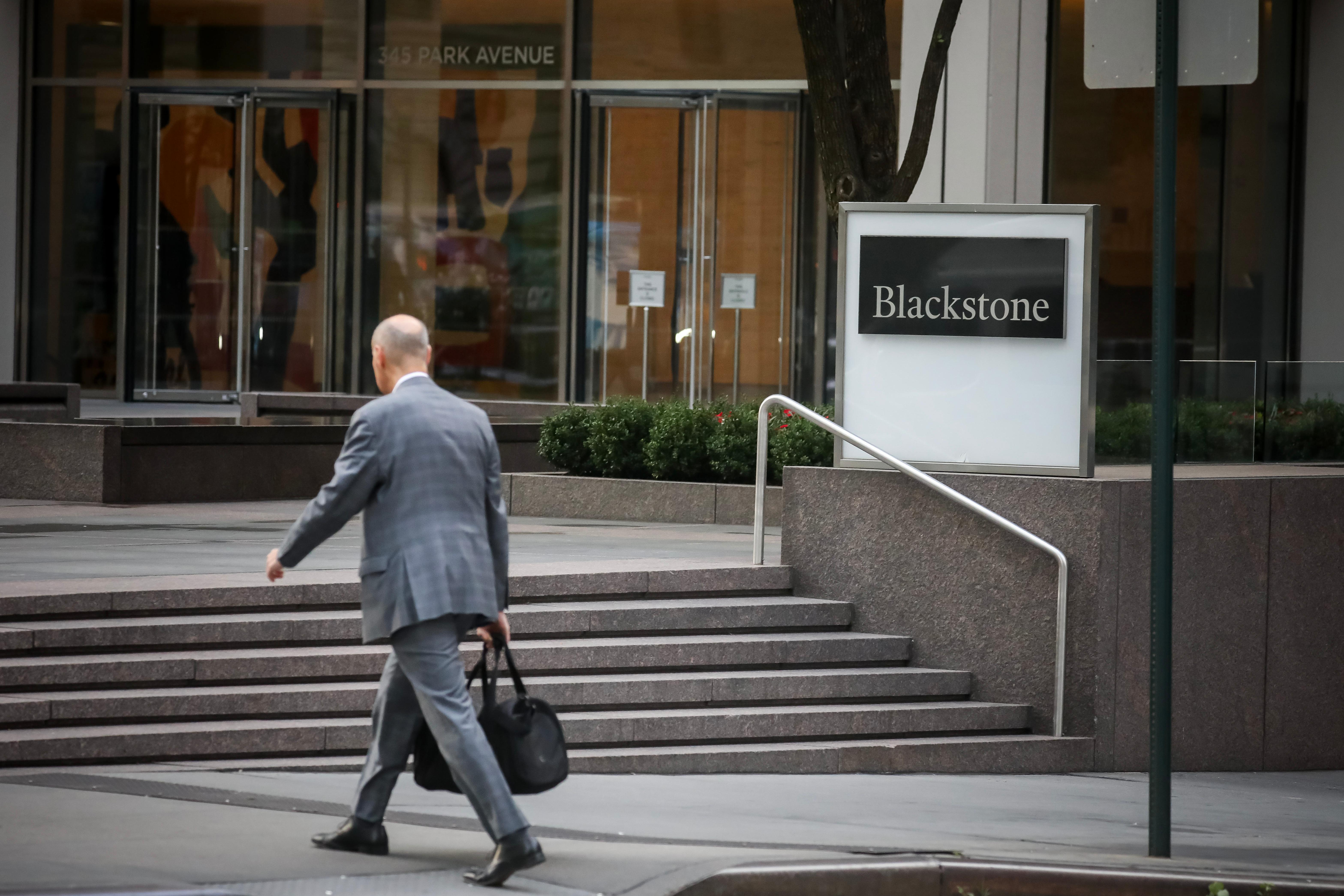 Private Equity Firms Capitalize on High-Leveraged Debt Market for Dividend Recapitalizations