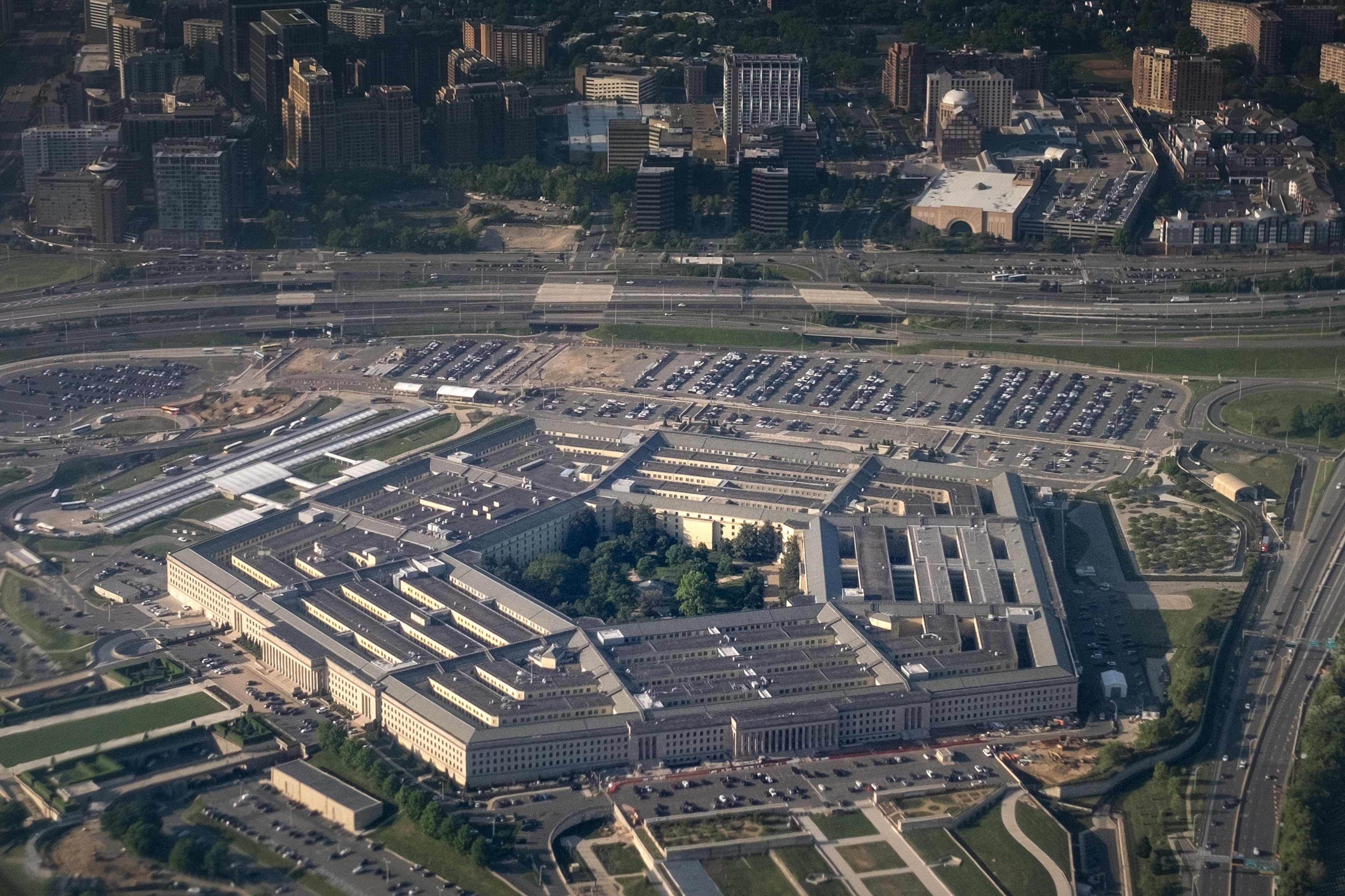 Pentagon pushes defence cos for weapons production after depleted stocks