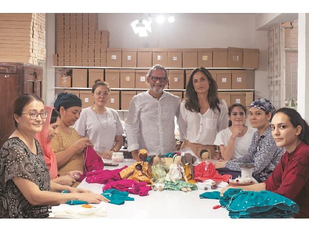 Taliban takeover: Afghanistan women stitch future with vivid past