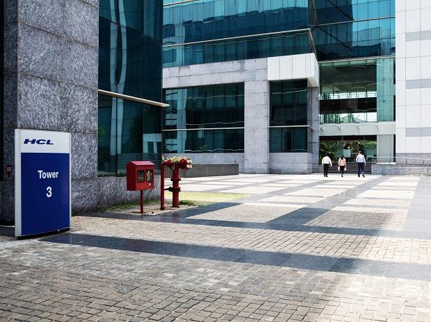 HCL Tech Q2 net profit rises 4% to Rs 3,265 crore