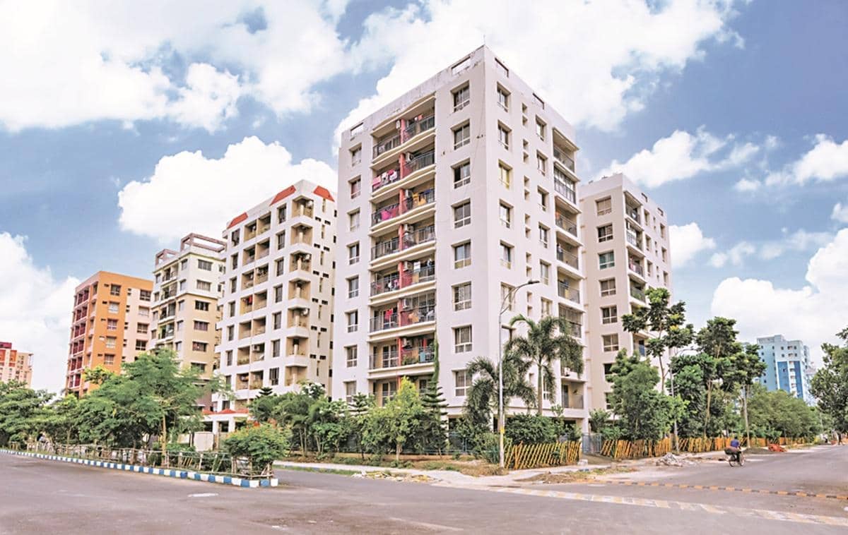Delayed flat possession: Accepting keys won't end interest claim, says HC