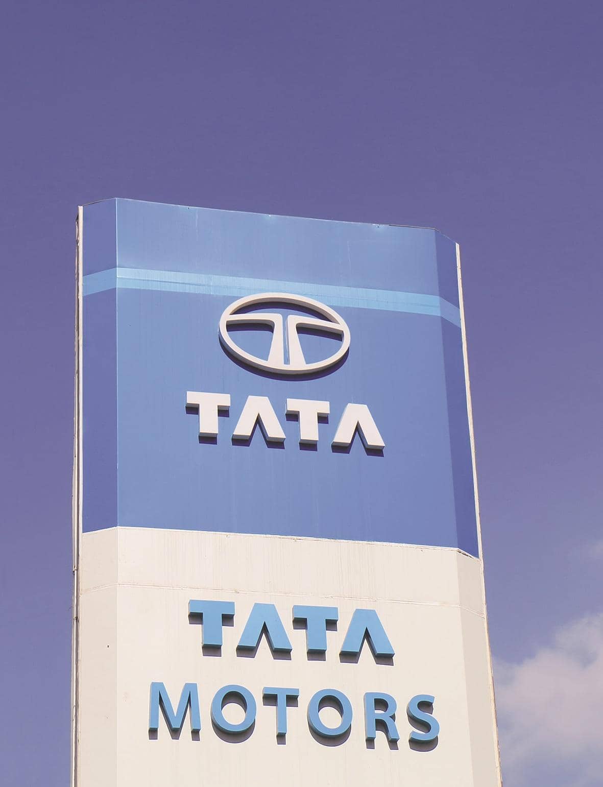 Tata Motors Raises Iveco Offer to 14.40 Euros Amid Approval Delays