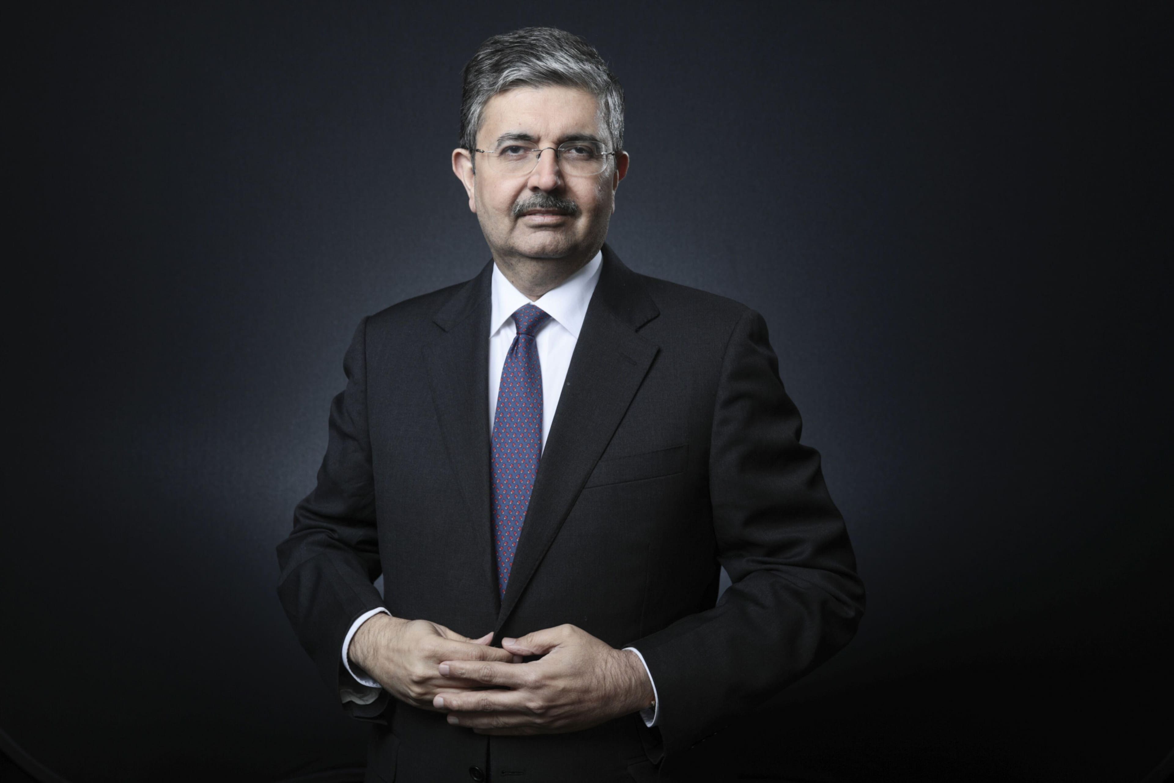 Uday Kotak Advocates Letting Rupee Adjust Naturally Amid Market Shifts
