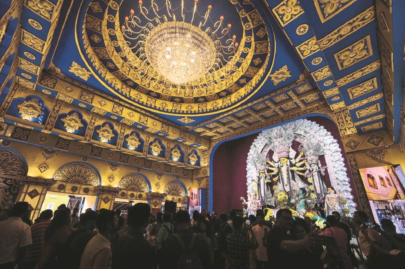 Durga Puja Business Grows for Large Organisers, Smaller Groups Face Challenges