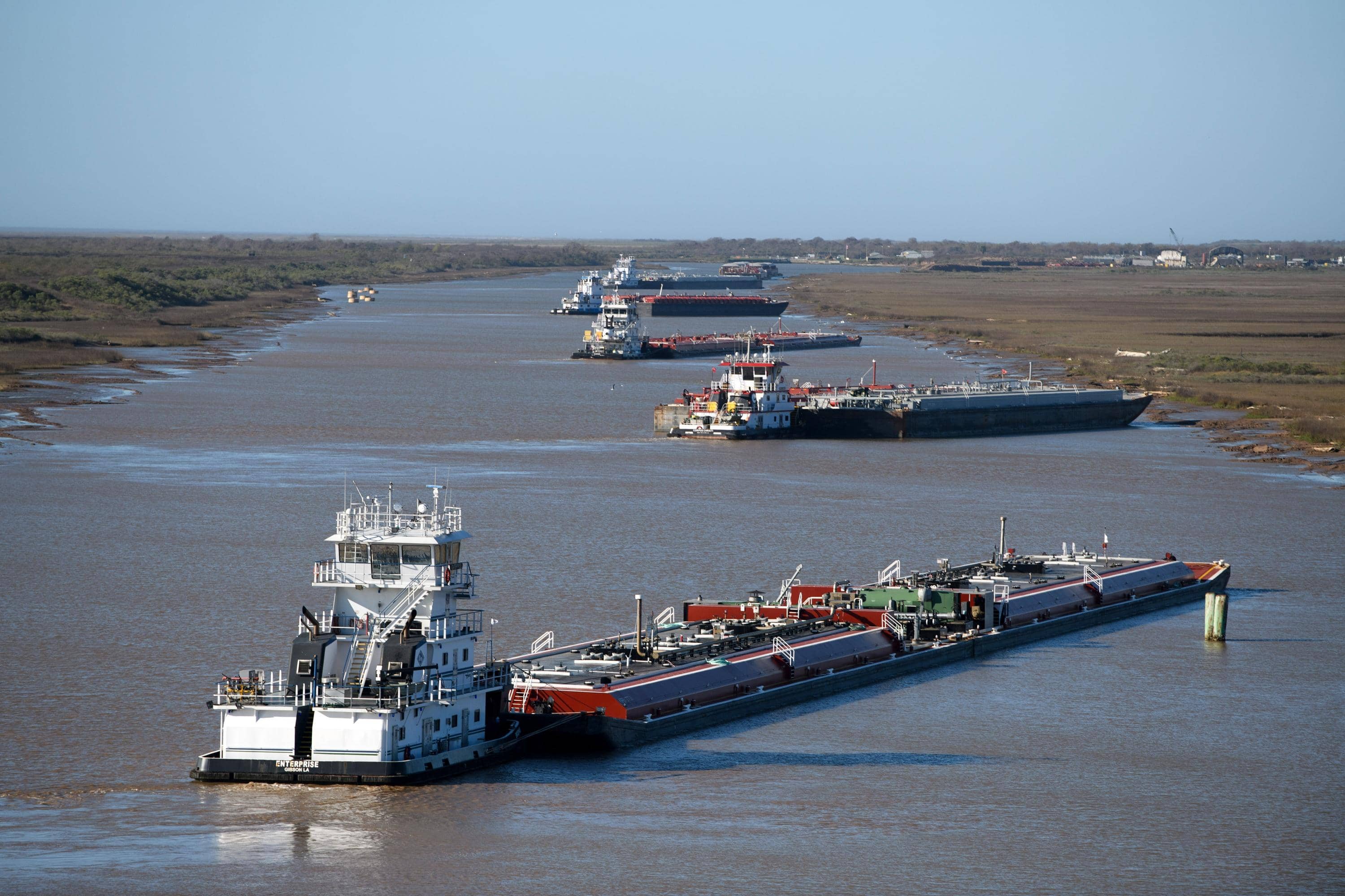 Indian Refiners Boost Fuel Exports to West by 43% Using Russian Crude