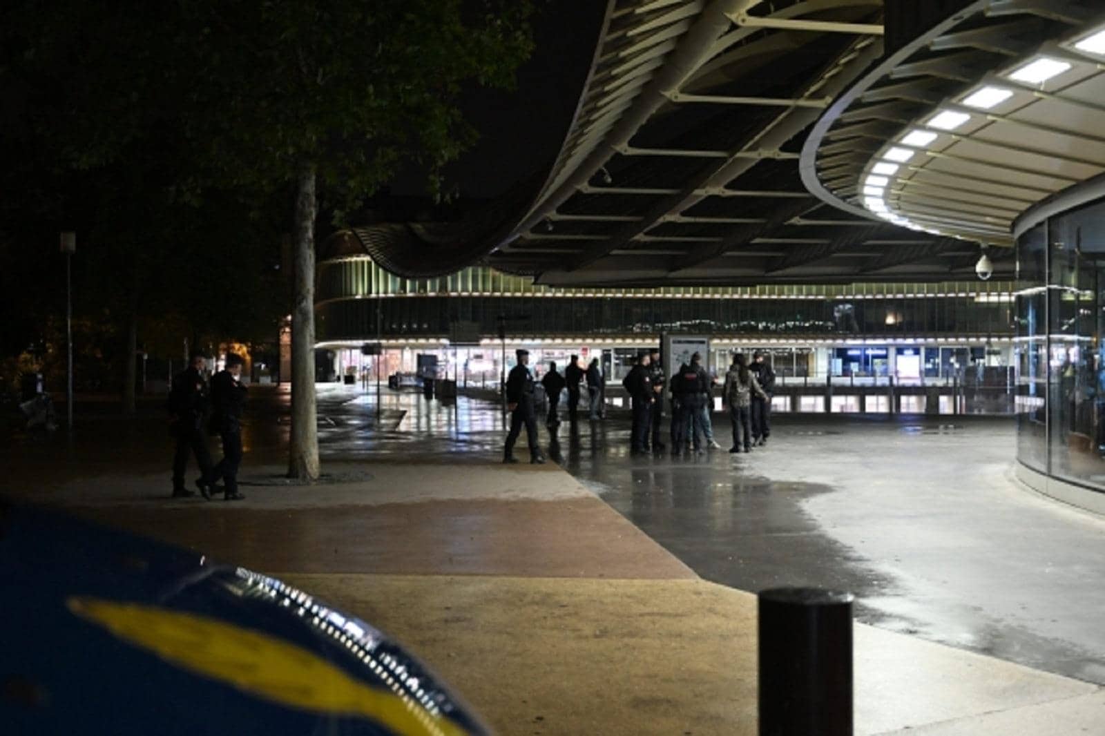 Curfews bring calm to Paris as France cracks down on weekend rioters