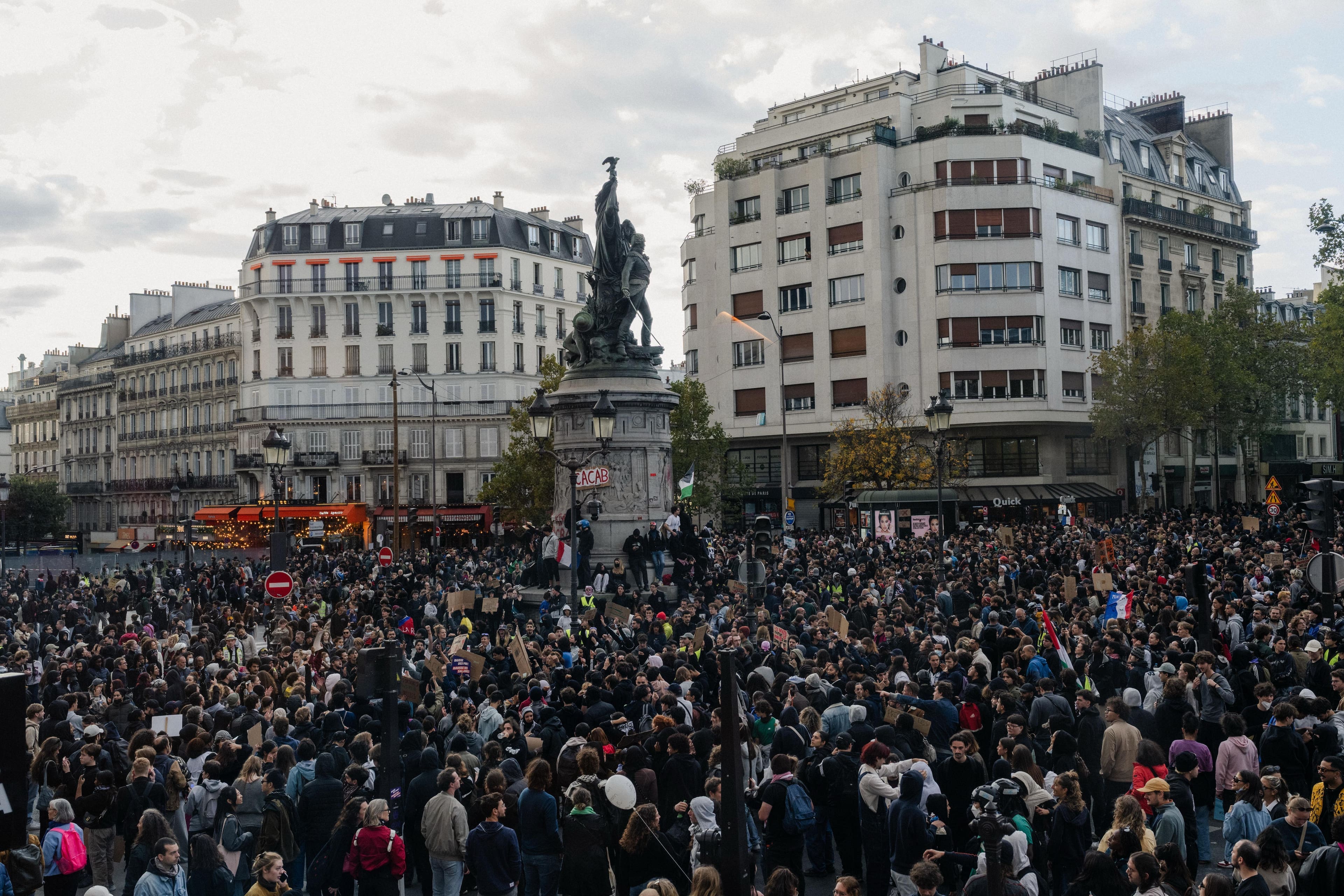 France deploys 70,000 security personnel as new protests raise riot fears