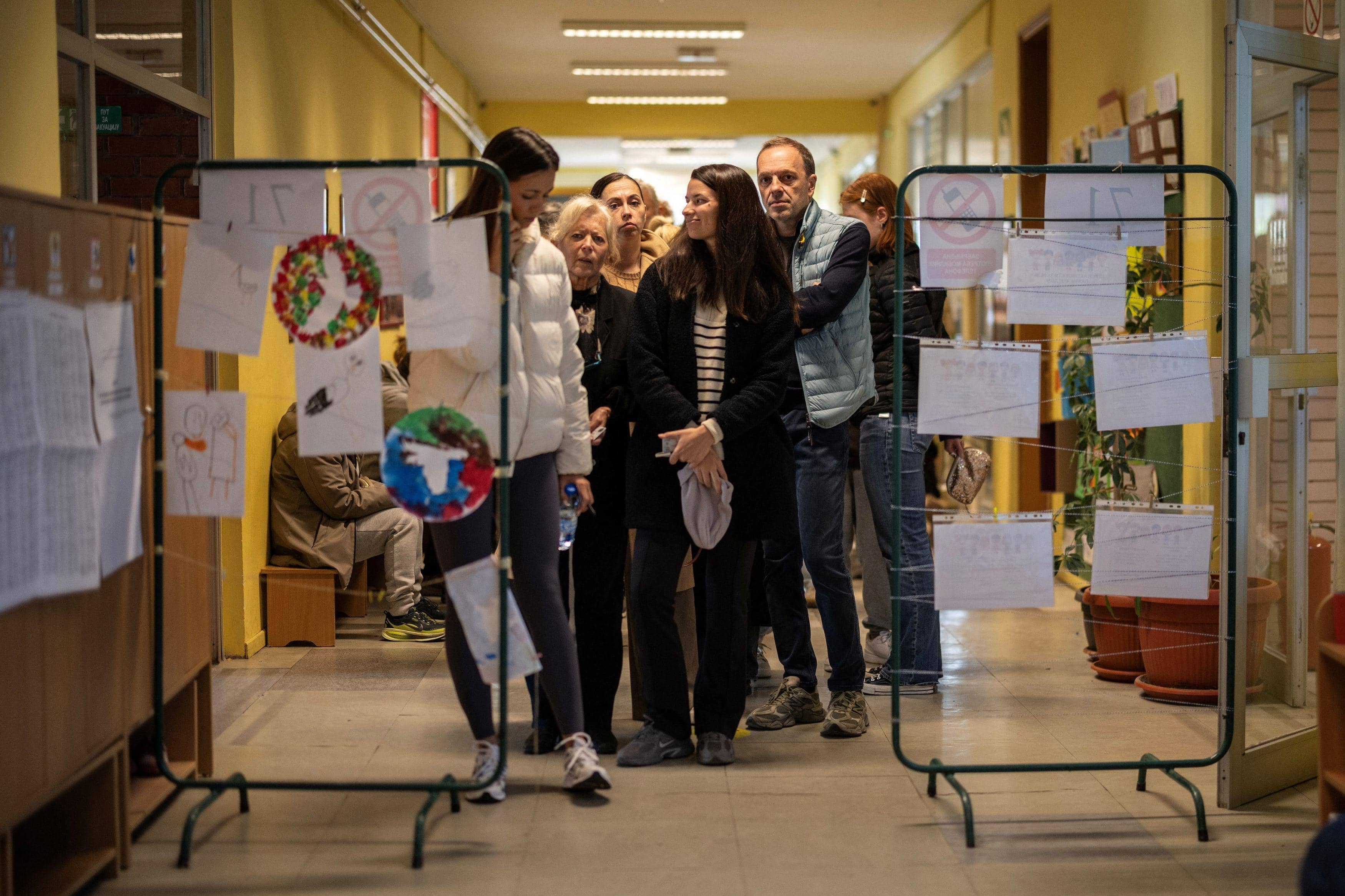 Serbia election: Vucic faces tough challenge from student-backed movement
