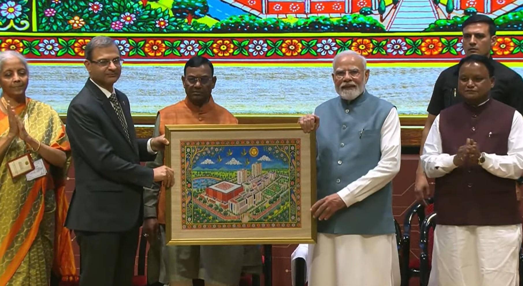PM Modi Highlights Economic Security in Future Conflicts, Launches RBI Cybersecurity Hub