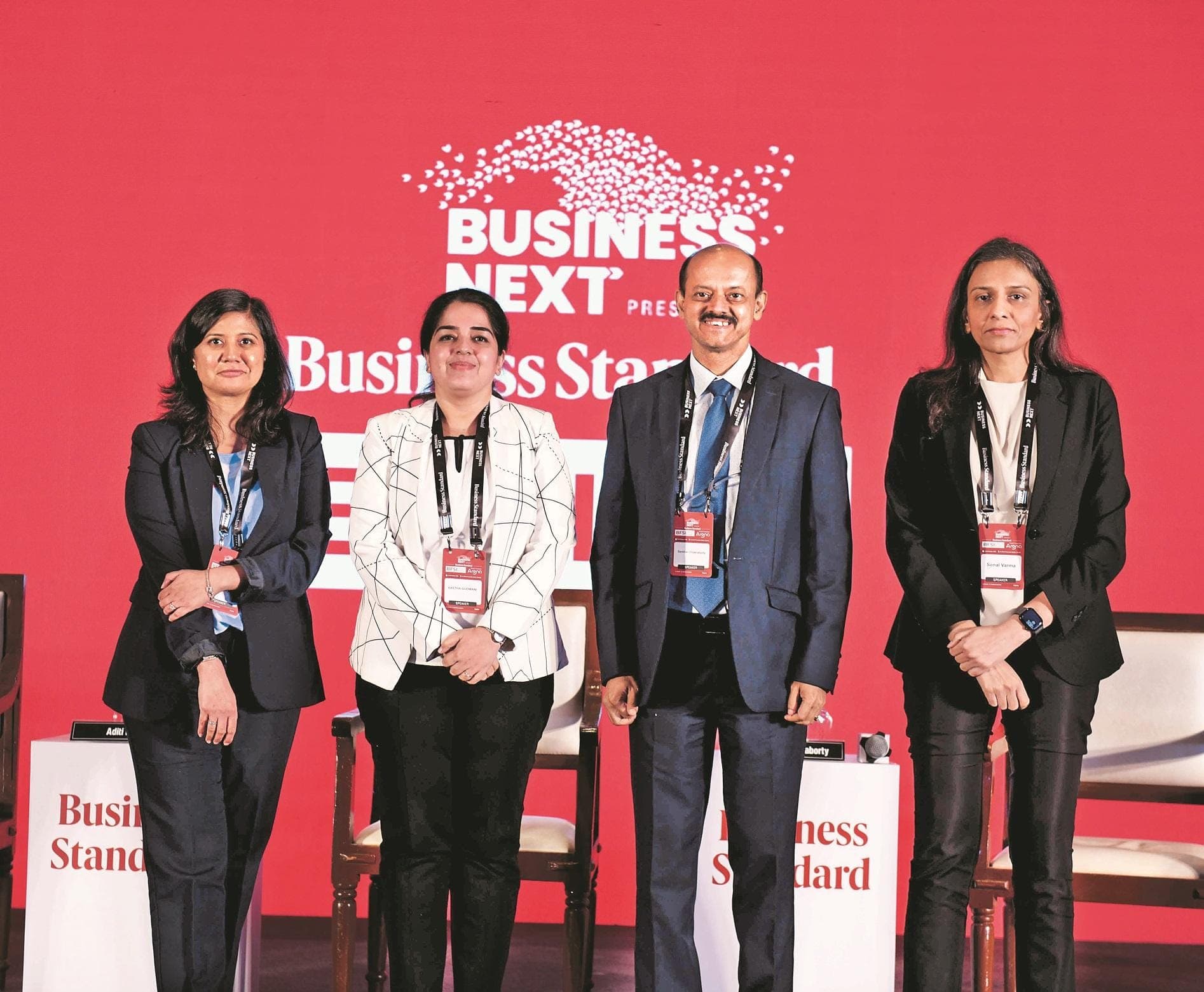 Economists Debate India's Reliance on Foreign Capital for Growth
