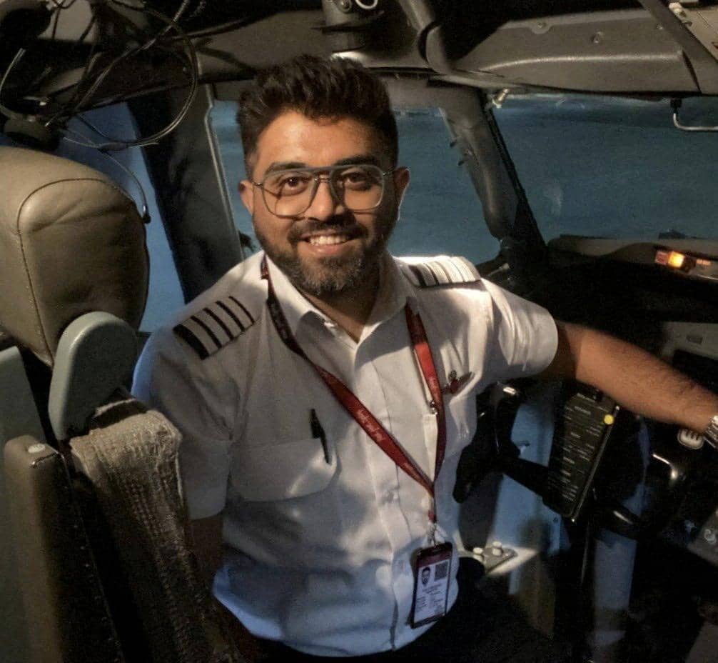 Captain Smit Machchhar, flydubai crew honoured by UAE President for bravery