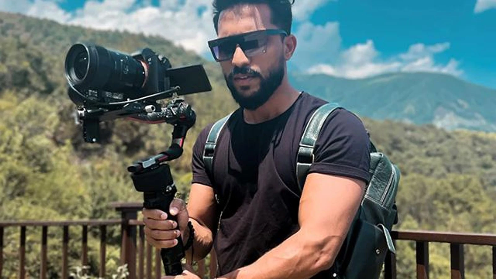 Celebrity and Travel Photographer Rahul Lokare from Flamingo Productions creates waves of change in the world of photography. photography