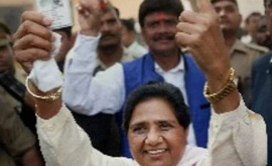 Mayawati demands speedy disposal of capital punishment cases