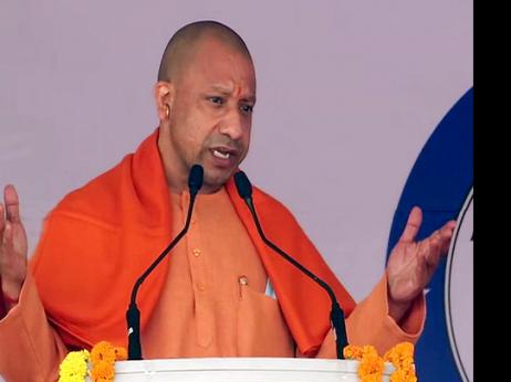 Uttar Pradesh Chief Minister Yogi Adityanath addressing the foundation stone laying programme of the Brahmos missile manufacturing unit and Defence Research and Development Organisation (DRDO) lab, in Lucknow. (ANI photo)