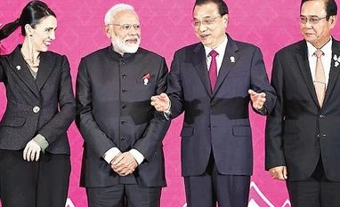 Letters to BS: Why was signing RCEP deal not in India's interest? (From left) New Zealand’s Prime Minister Jacinda Ardern, Prime Minister Narendra Modi, Chinese Premier Li Keqiang, and Thai Prime Minister Prayuth Chan-Ocha at the 3rd Regional Comprehensive Economic Partnership (RCEP) summit in Bangkok, Thailand, o
