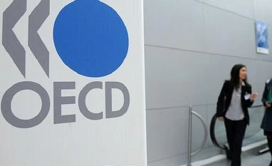 OECD hikes global economic growth outlook, but warns recovery fragile OECD