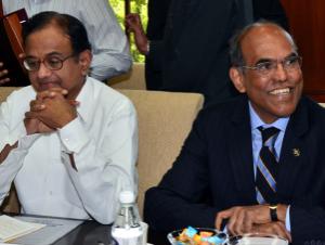 Duvvuri Subbarao with P Chidambaram