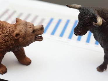 MARKETS: Metal, bank stocks drag Sensex 100 pts down; Nasdaq Futures dip 1%