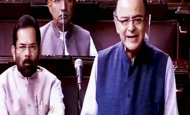 GST cleared: Steadfast Jaitley gets pat from Modi, colleagues LIVE: Centre and states will sit together and have a uniform tax structure: Jaitley
