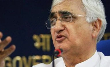 Foreign policy cannot be based on personal agenda: Salman Khurshid Foreign policy cannot be based on personal agenda: Former Minister Salman Khurshid (IANS Interview)