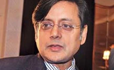 Shashi Tharoor supports Modi's 'proxy war' statement