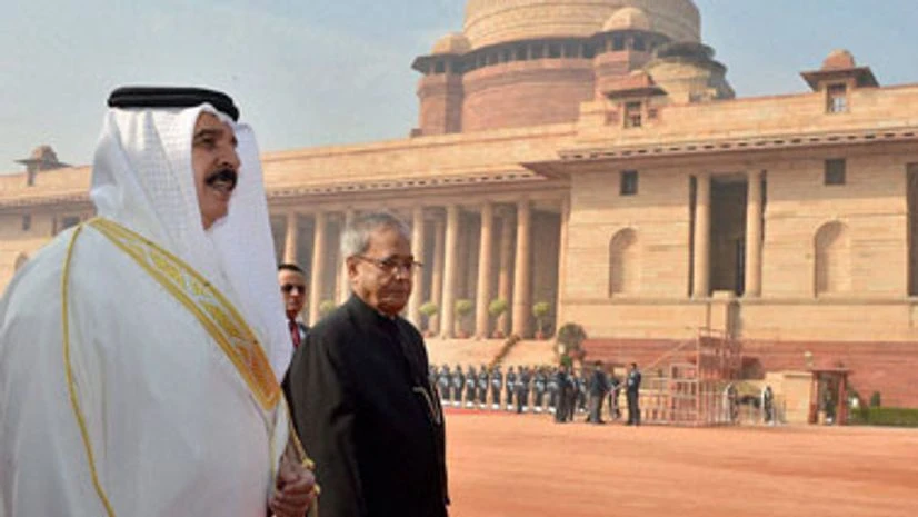 Bahrain busts weapons depot, five men arrested for planning bombings Bahrain's King Hamad Bin Al Khalifa