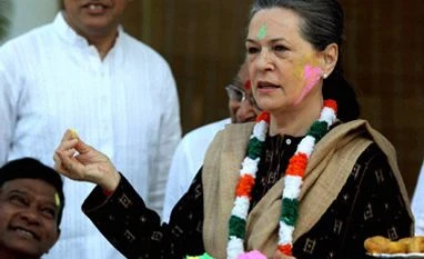 Sonia attacks BJP for 'talking big'