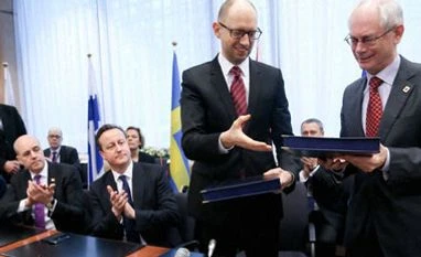 Ukraine hosts key Western allies after loss of Crimea