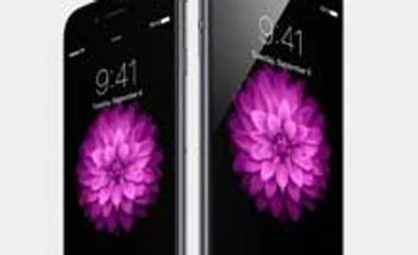 Signalling post-Snowden era, new iPhone locks out NSA