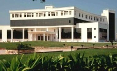 Sun Pharma, SPARC rally on USFDA nod for generic Gleevec Sun Pharma's manufacturing plant