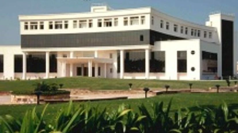 Sun Pharma's manufacturing plant Sun Pharma, SPARC dip as USFDA revokes approval for epilepsy drug