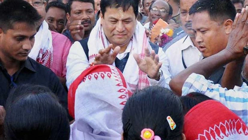 Pro-talk ULFA leader Anup Chetia meets Chief Minister Sarbananda Sonowal Pro-talk ULFA leader Anup Chetia meets Chief Minister Sarbananda Sonowal