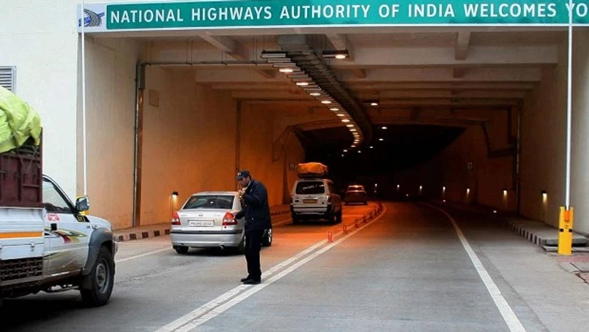 J&K tunnel 1st in India to have transverse ventilation system J&K tunnel 1st in India to have transverse ventilation system