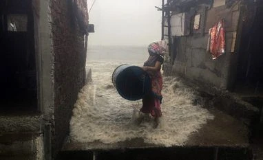 Many rallies put off as cyclone hits Gujarat coast Many rallies put off as cyclone hits Gujarat coast