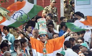 RR Nagar election result: Congress' Munirathna wins by 41162 votes; updates Congress party supporters