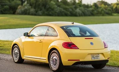 Volkswagen investors seek $10.6 bn compensation over dieselgate scandal Volkswagen Beetle