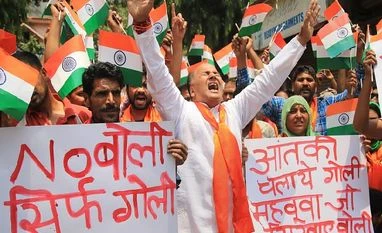 Nanar refinery will be Konkan farmers' 'genocide': Shiv Sena warns BJP Shiv Sena activists raise slogans against the recent incidents of ceasefire violation from Pakistan side of the border, in Jammu on Monday, June 04, 2018.