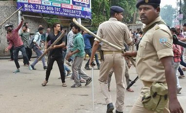 Over 70 injured in Andhra Pradesh's traditional stick-fight during Dussehra Clashes