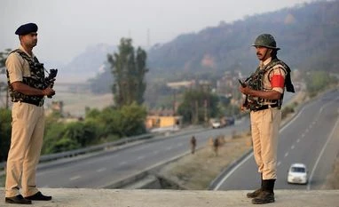 Over 6,000 pilgrims leave Jammu in 11th batch for Amarnath base camps Security, Amarnath Yatra