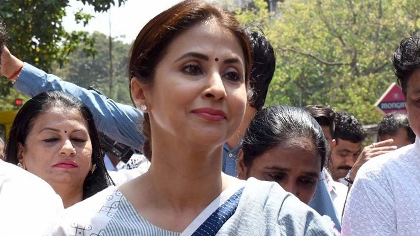 Complaint against Urmila over 'anti-Hindu' remark Urmila Matondkar