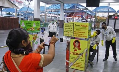 India's caseload tops 200K-mark, reports biggest single day spike Coronavirus, Covid-19, Lockdown 5.0