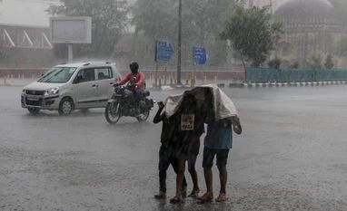 Monsoon arrives in Delhi, but rainfall activity to be weak for next 3 days rain, Delhi