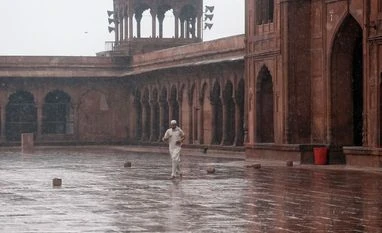 Thunderstorm, rain likely Delhi, NCR, says India Meteorological Department Rain, Delhi, Jama Masjid
